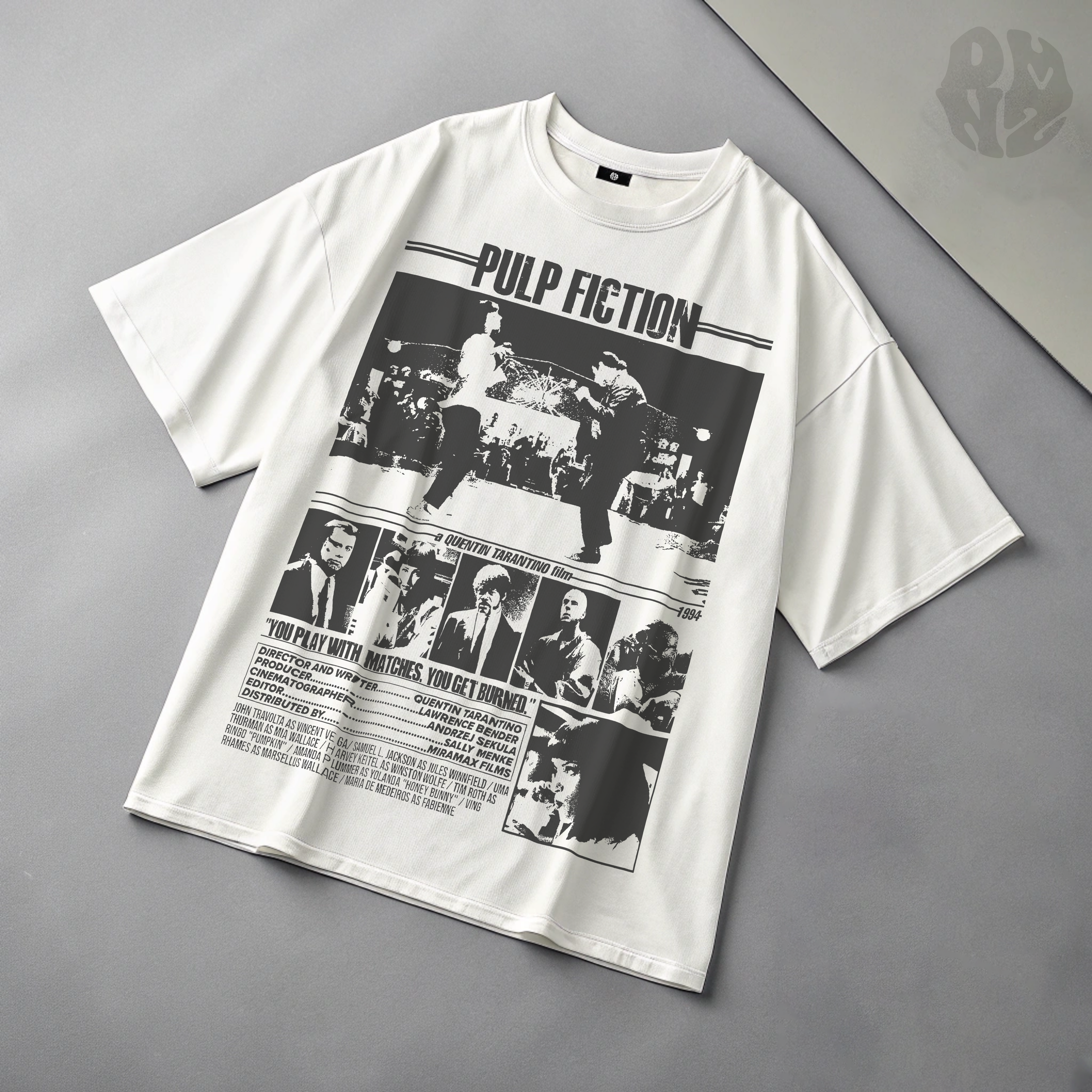 CAMISETA PÓSTER - PULP FICTION